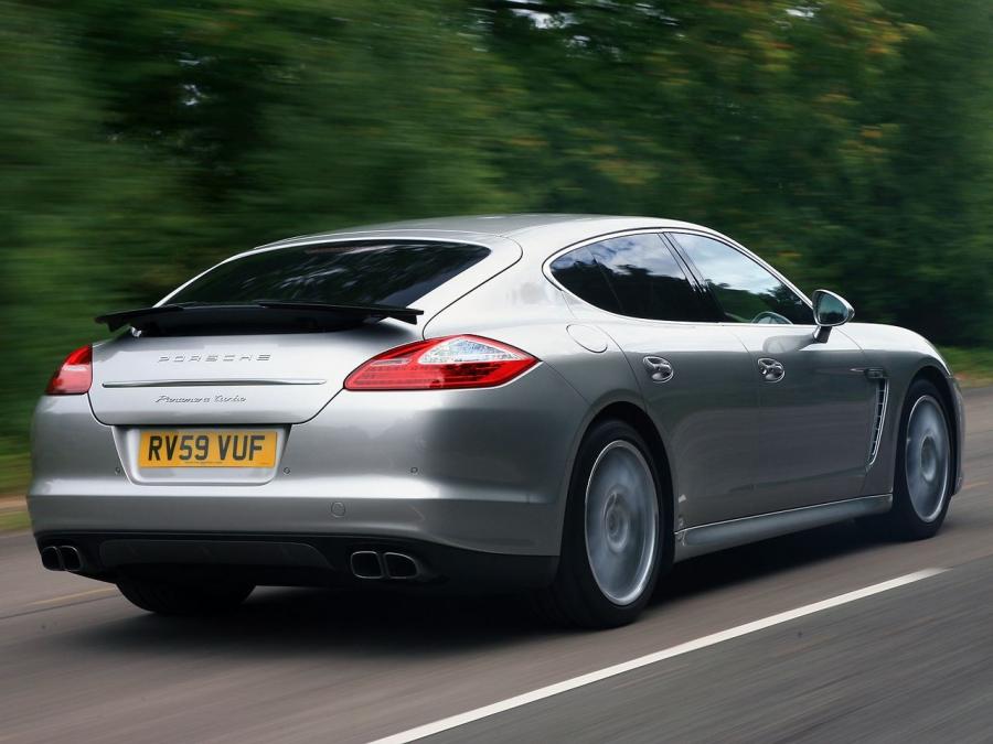  Porsche Panamera Turbo 2009 года  (UK) (фото 14 из 18)